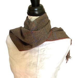 Pendleton Houndstooth Brown wool neck scarf